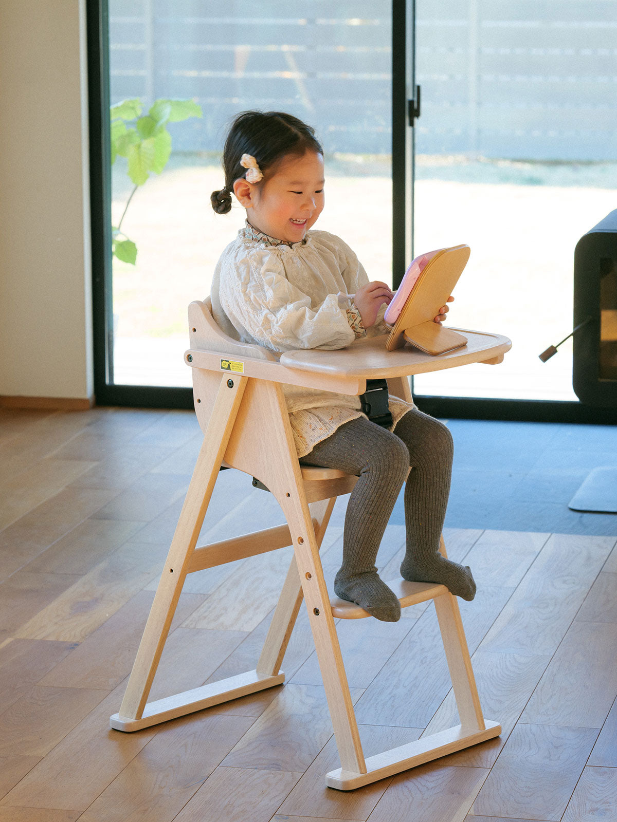 たたも 折りたたみベビーハイチェア – ベビーベッド・ベビーチェアなら