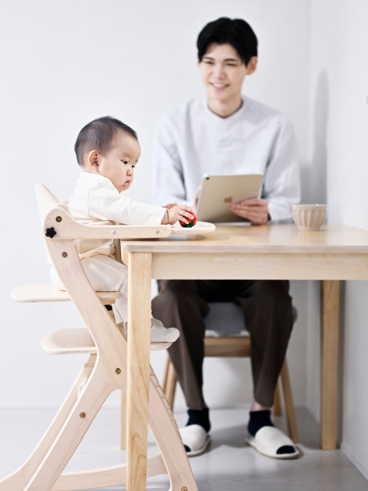 すくすくチェア スリム-Ｊ